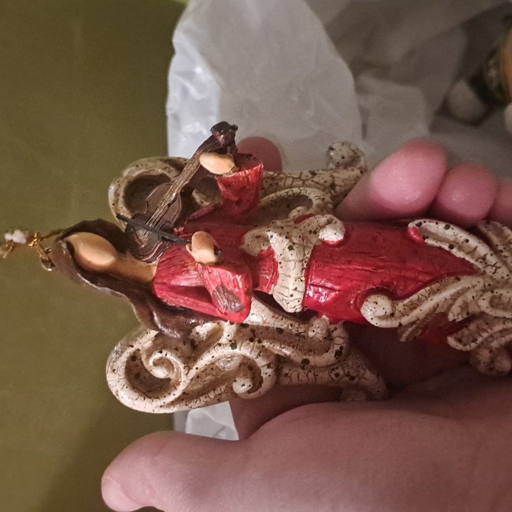Angel playing violin fiddle ornament